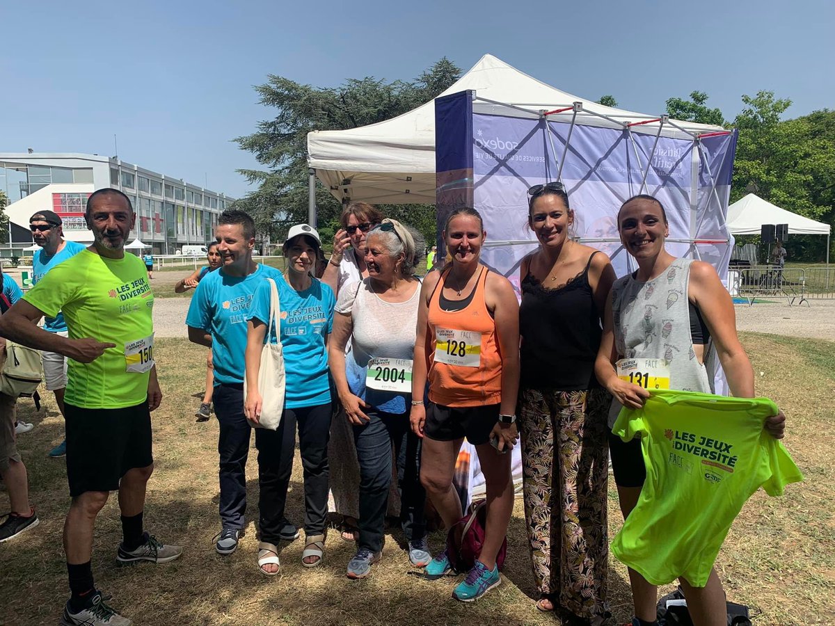 Merci à <a href="/FACEGrandLyon/">FACE Grand Lyon</a> 👏pour ce bel événement #solidaire « les Jeux de la diversité »: le matin l’équipe AIJ/CEJ de @PE_oullins était présente au jobdating afin de rencontrer les entreprises qui recrutent ✍️l’après midi sous un soleil de plomb, la course/marche🏃‍♀️@poleemploi_ara