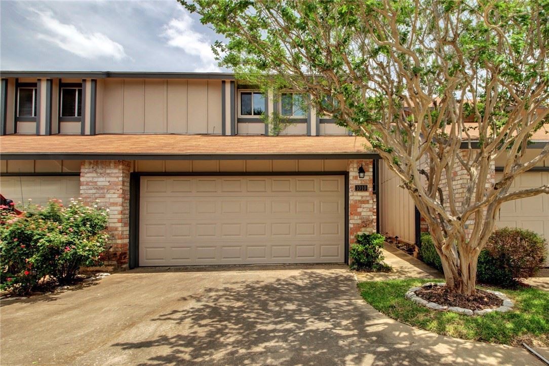 TeamWestRE's tweet photo. New property just listed in 78750 - https://t.co/Tkci4nnVZb https://t.co/xKbRA57b1T