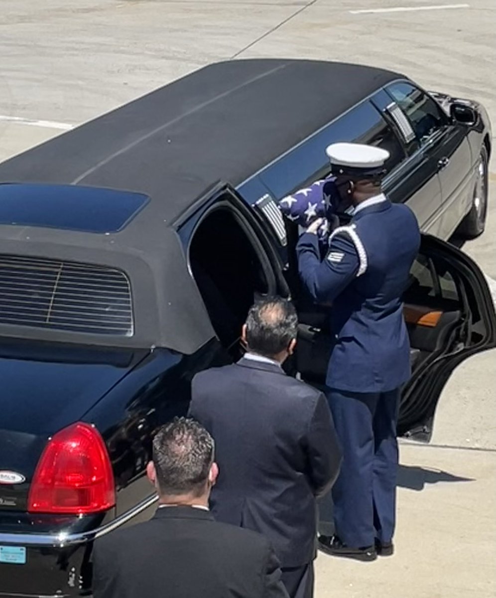 TEAMSJCUA's tweet photo. On Wednesday @TEAMSJCA had the honor of receiving the family and remains of Norman Mineta @weareunited #core4caring @GBieloszabski @DJKinzelman #beingunited https://t.co/yGKcxrizET