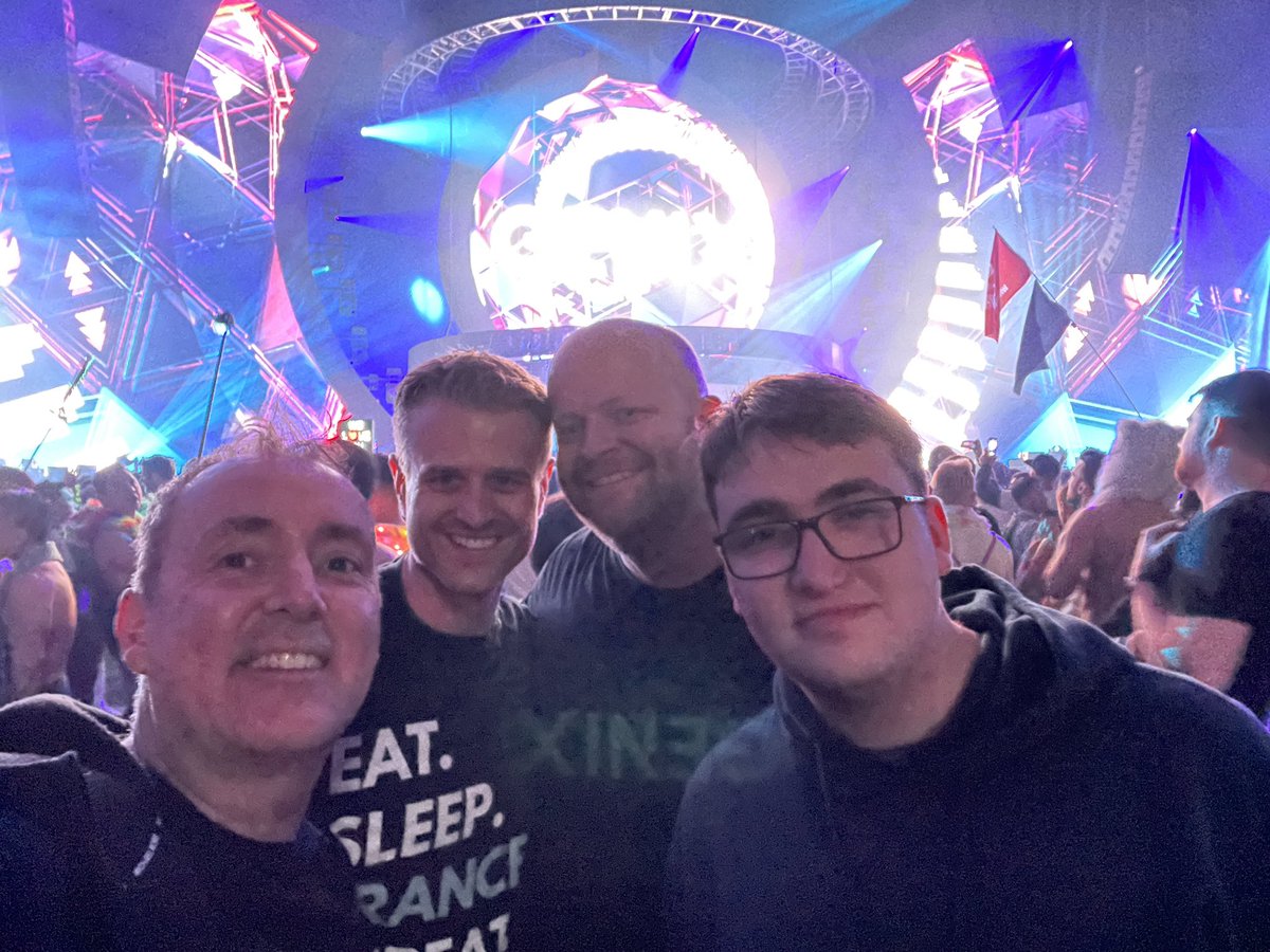 The Thrillseekers tweet media