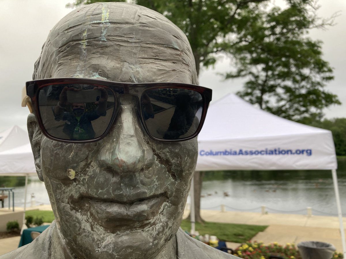 ColumbiaAssn's tweet image. Lookin' cool at 55! Happy birthday Columbia, we couldn't be more excited about your future.🎂🎈🥳

#HappyBirthday #ColumbiaMD #ColumbiaAssociation #DowntownColumbiaLakefront