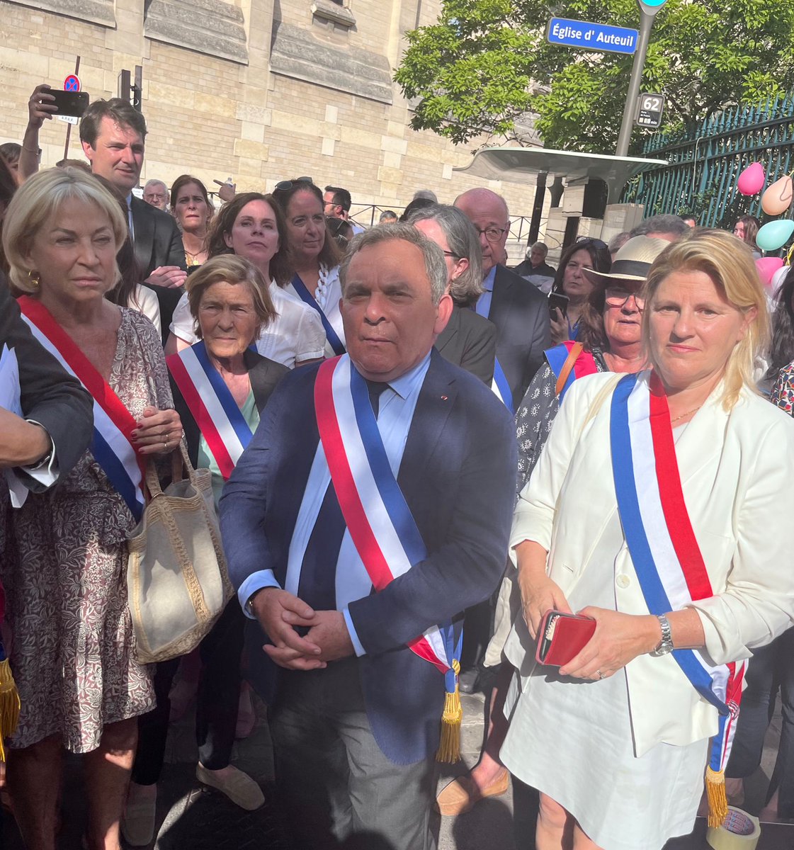 samiabadat's tweet photo. Non a l'ouverture d'un centre pour toxicomanes à côté des écoles voulu par l'ARS et #Hidalgo. Élus, citoyens, familles, tous mobilisés autour de @fszpiner
CONTRE ce projet dangereux pour nos enfants. 
#NonAuCrackDansle16
#NonAuCrackAParis
#saccageaparis
@GpeChangerParis https://t.co/3LfuD3fa9h