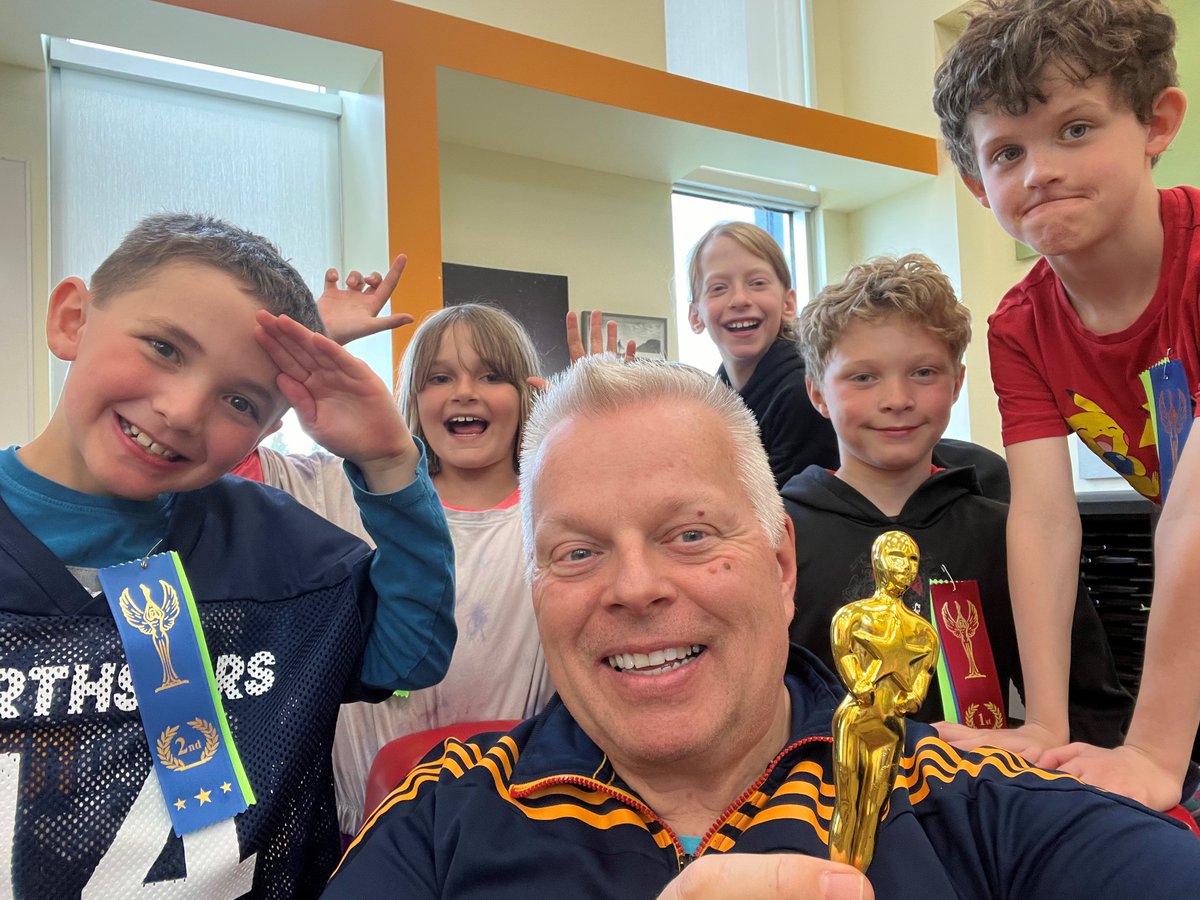 Mundare School tweet media