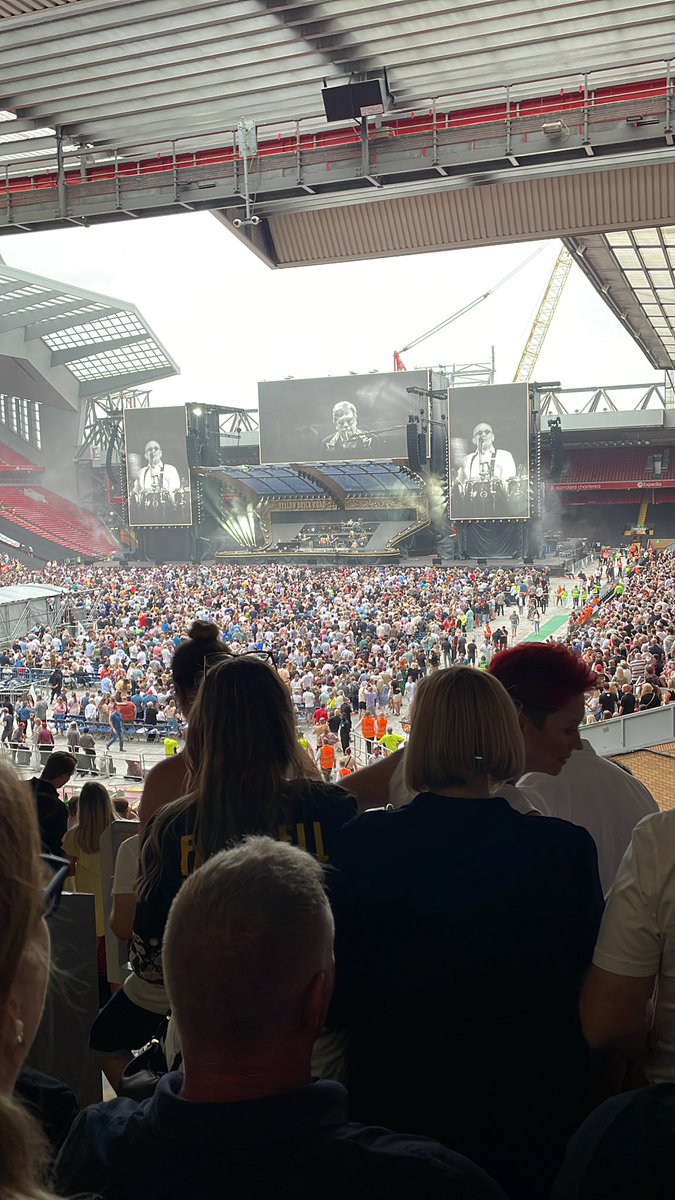 Ryan Hallsworth tweet media