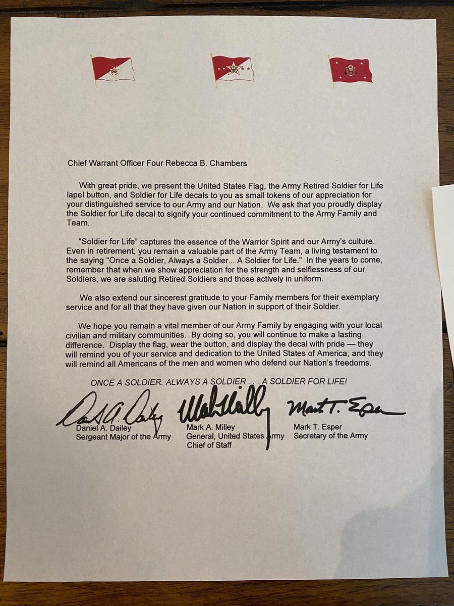 Becki Chambers ⚔️ tweet media