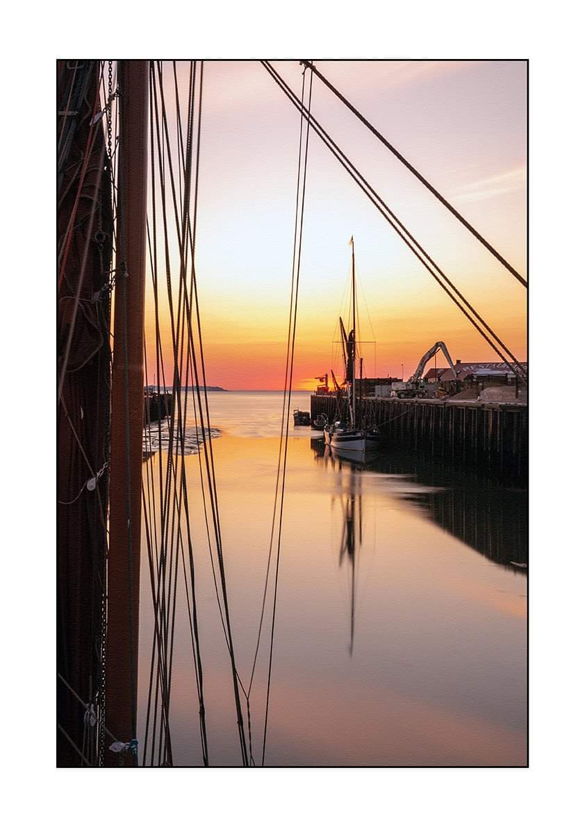 george_fisk's tweet photo. Greta and Edith May #whitstable #greatbritishcoast #harbour #greta #thamesbarge #edithmay #sunset #lowlight #longexposure @WhitstableLive @GoWhitstable @GretaBarge1892 @EdithMayTradCo https://t.co/XGX2PIgave