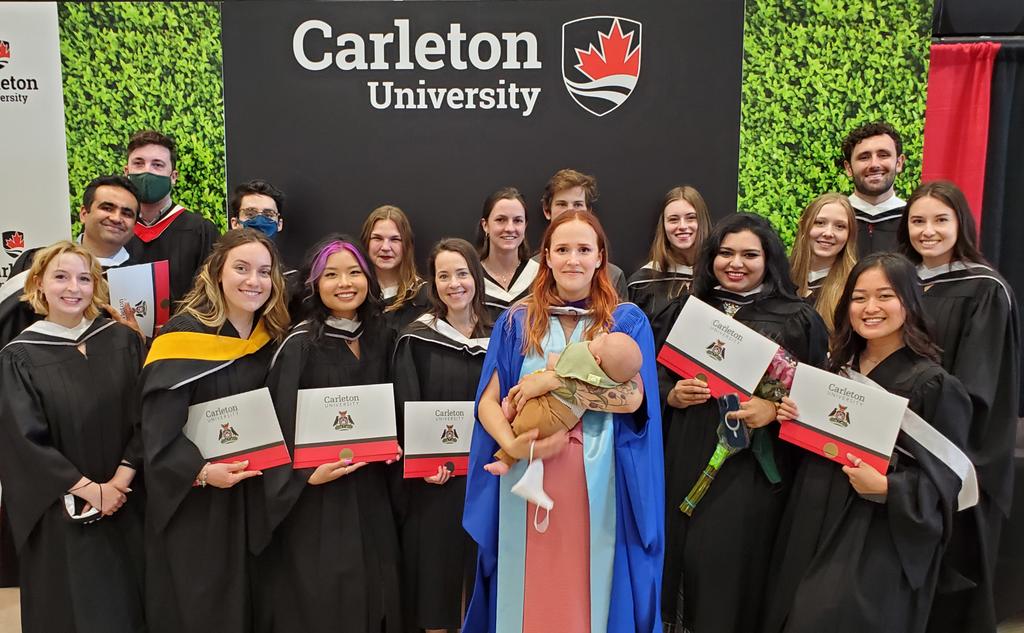 CarletonDGES's tweet photo. Congratulations @CarletonDGES graduates from the classes of 2020 and 2021! So amazing to see so many of you in person to celebrate your accomplishment!

#CUProud #CarletonGrads #CarletonConvocation #CarletonGrads2020 #CarletonGrads2021 https://t.co/5m09d7uHrT