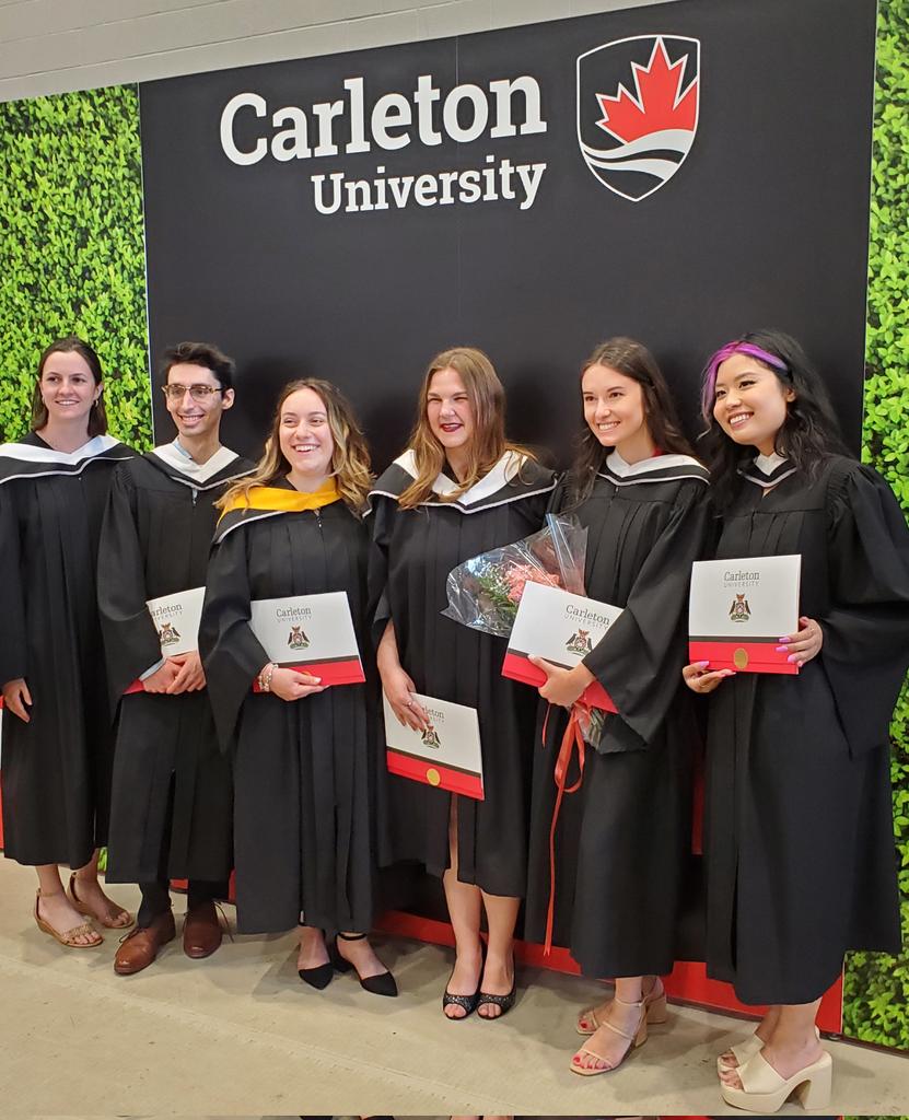 CarletonDGES's tweet photo. Congratulations @CarletonDGES graduates from the classes of 2020 and 2021! So amazing to see so many of you in person to celebrate your accomplishment!

#CUProud #CarletonGrads #CarletonConvocation #CarletonGrads2020 #CarletonGrads2021 https://t.co/5m09d7uHrT