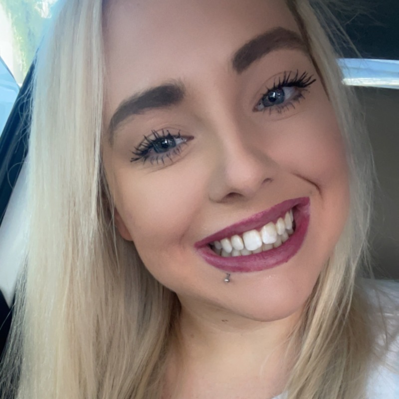 Metromile's tweet photo. Sr. Claims Rep Nikki G. offers a look under the hood of the Metromile Claims Team on our latest blog and shares how she creates fiercely loyal customers at Metromile: