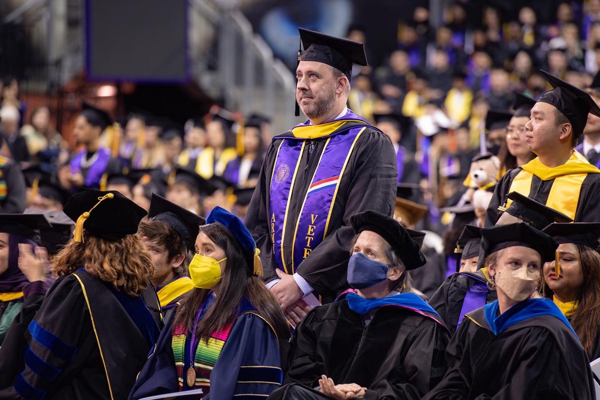 UWBothell's tweet image. We recently celebrated our graduates from the classes of 2022, 2021, and 2020. Congratulations on becoming UW Alumni and remember you’re always welcome! 🎓💜💛 #uwbothell
