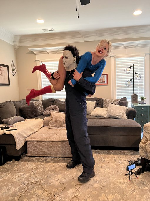 What happens when UltraGirl gets in a bind with Michael Myers? Check my onlyfans to find at and many<a href="/tag/adultwork"class="tags"><span>#adultwork</span></a><a href="/tag/onlyfans"class="tags"><span>#onlyfans</span></a>