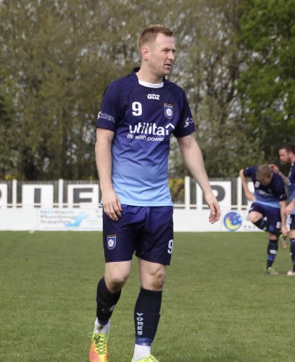 Here we go ! The first new addition to the Yorkshire coaching staff to support @McGuireFutbol is @JamesWalshaw aka Wally who steps up to a player coach role. The non league legend & goal machine needs no introduction. Welcome on board Wally #Yorkshire #bagsman