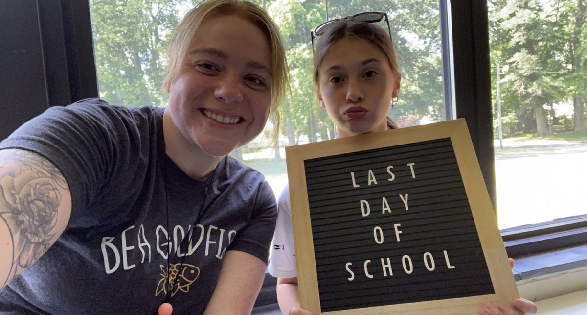 Julianne Goldy tweet media