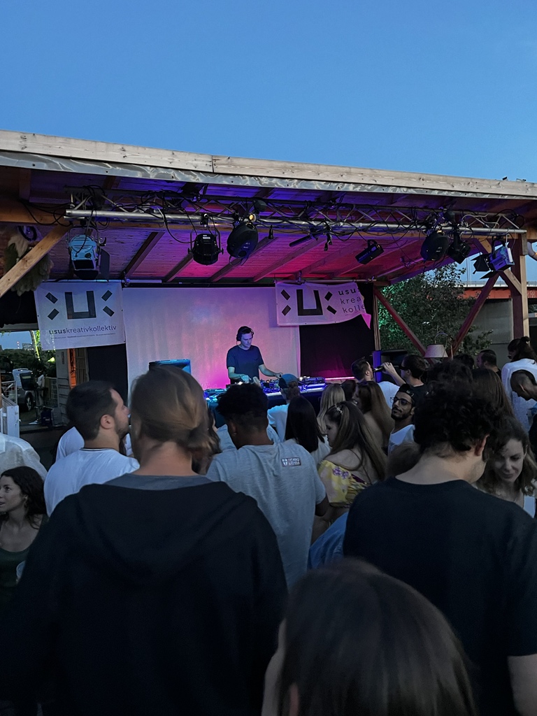 Daniel Marian tweet media