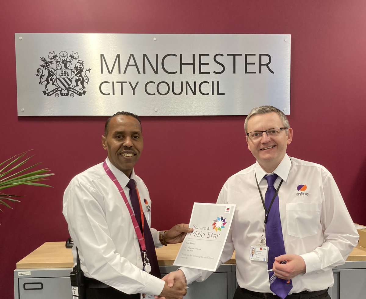 AndyPilkers's tweet photo. Meet Said, the E-learning king, being presented with his Mitie star for completing the most courses in the team. @mitie #starselfie #weareonemitie https://t.co/QyfWLcffkS