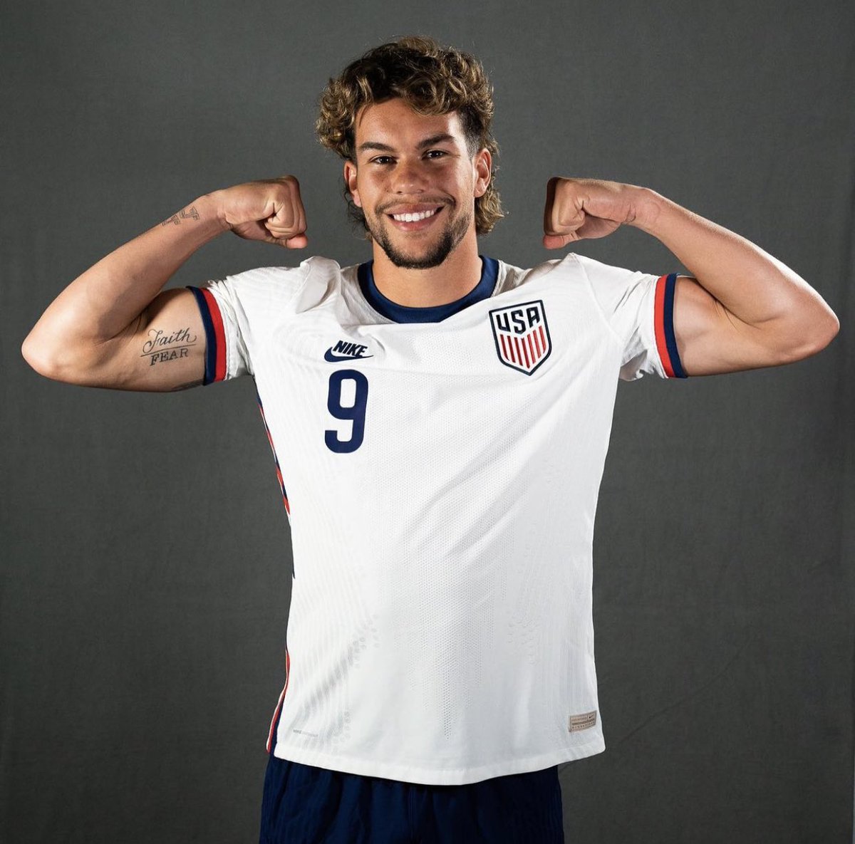 SJEarthquakes's tweet photo. For club &amp; country. 🇺🇸 https://t.co/M7RdDQbqwE