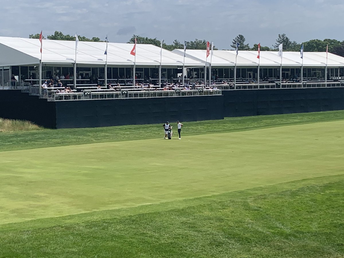 When you take a red eye from LA to Boston to watch the US Open and you run into a Mate who’s son <a href="/seancrocker11/">Crock</a> was making his #USOpen debut! Such a great experience for me! <a href="/Crocker2Gary/">Gary Crocker</a> 💚