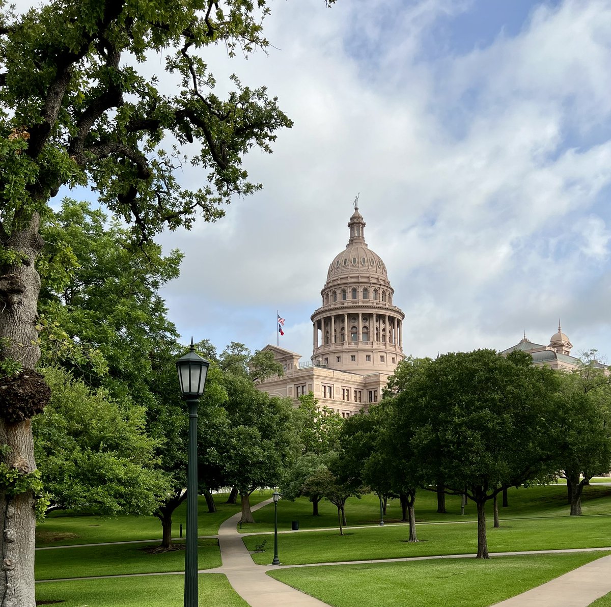 Great experience learning from speakers and presenting our project on long term clinical outcomes in women undergoing pelvic organ prolapse repair at AUGS/IUGA in Austin! 

Thank you <a href="/MA_Barker_MD/">Matthew A. Barker, MD</a> for your mentorship! #AUGSIUGA22