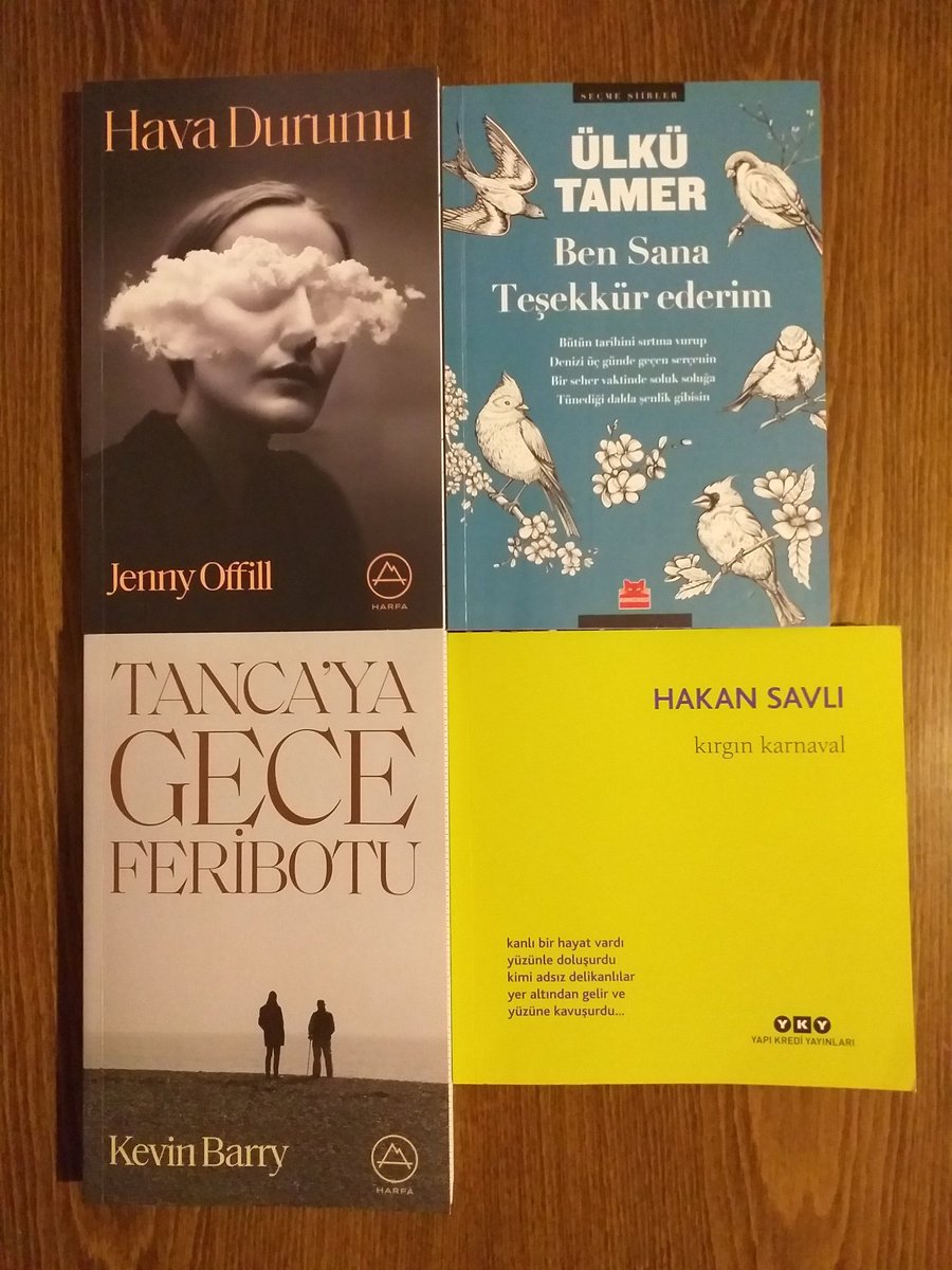 Hesabımızı takip edip bu tweeti rt edenlerden birine fotoğraftaki kitapları göndereceğiz. Talihliyi 20 Haziran Pazartesi akşamı açıklayacağız.