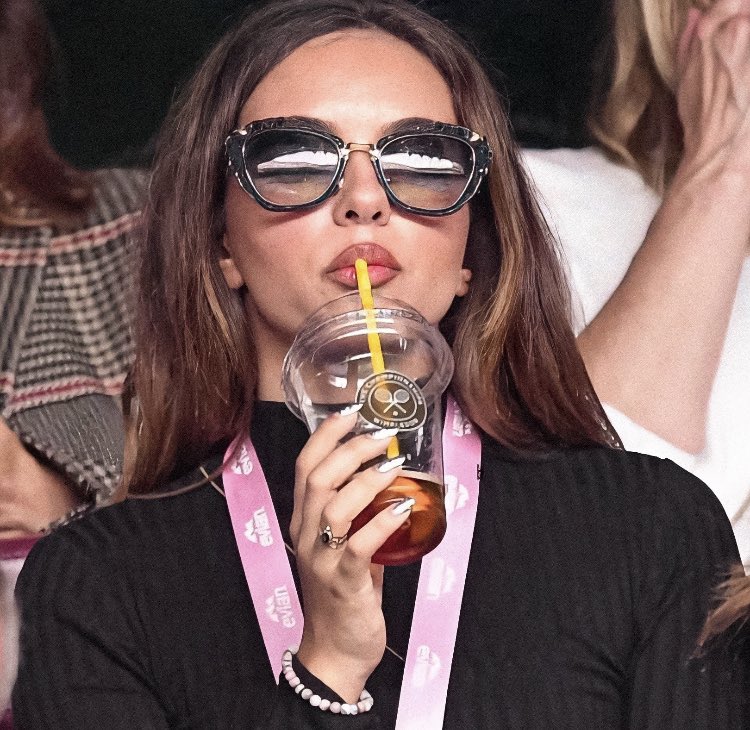 jadesbops's tweet photo. @jadethirlwall solo when ?? https://t.co/AAzkk6BoWS