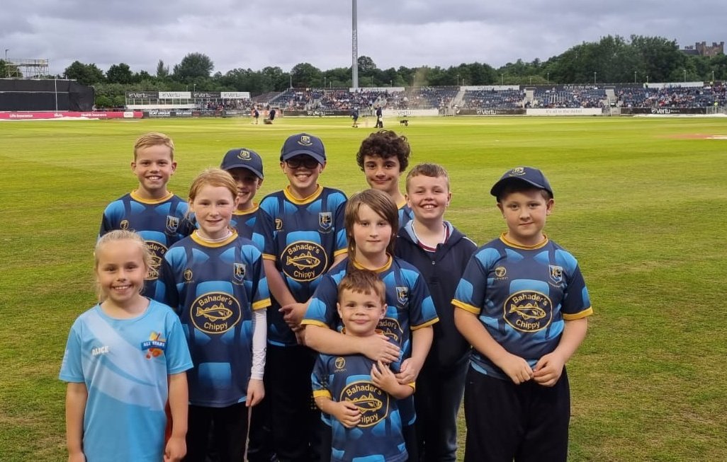 AnnfieldPlainCC's tweet photo. Well done to our fantastic under 11s won the bowl off at Durham tonight! Big thank you to everyone at @DurhamCricket for hosting us and a special thank you to @Ki11erInstinct for making it possible. #uptheplain https://t.co/xPSHMxm9mv