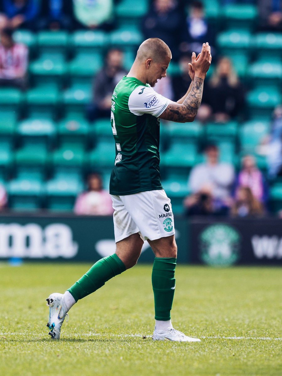 Harry Clarke tweet media