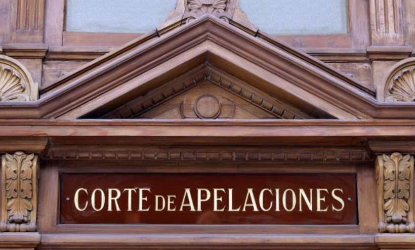 Fraude en Carabineros: Corte de Santiago dicta sobreseimiento definitivo de imputada por malversación de caudales públicos bit.ly/3HyQvCb