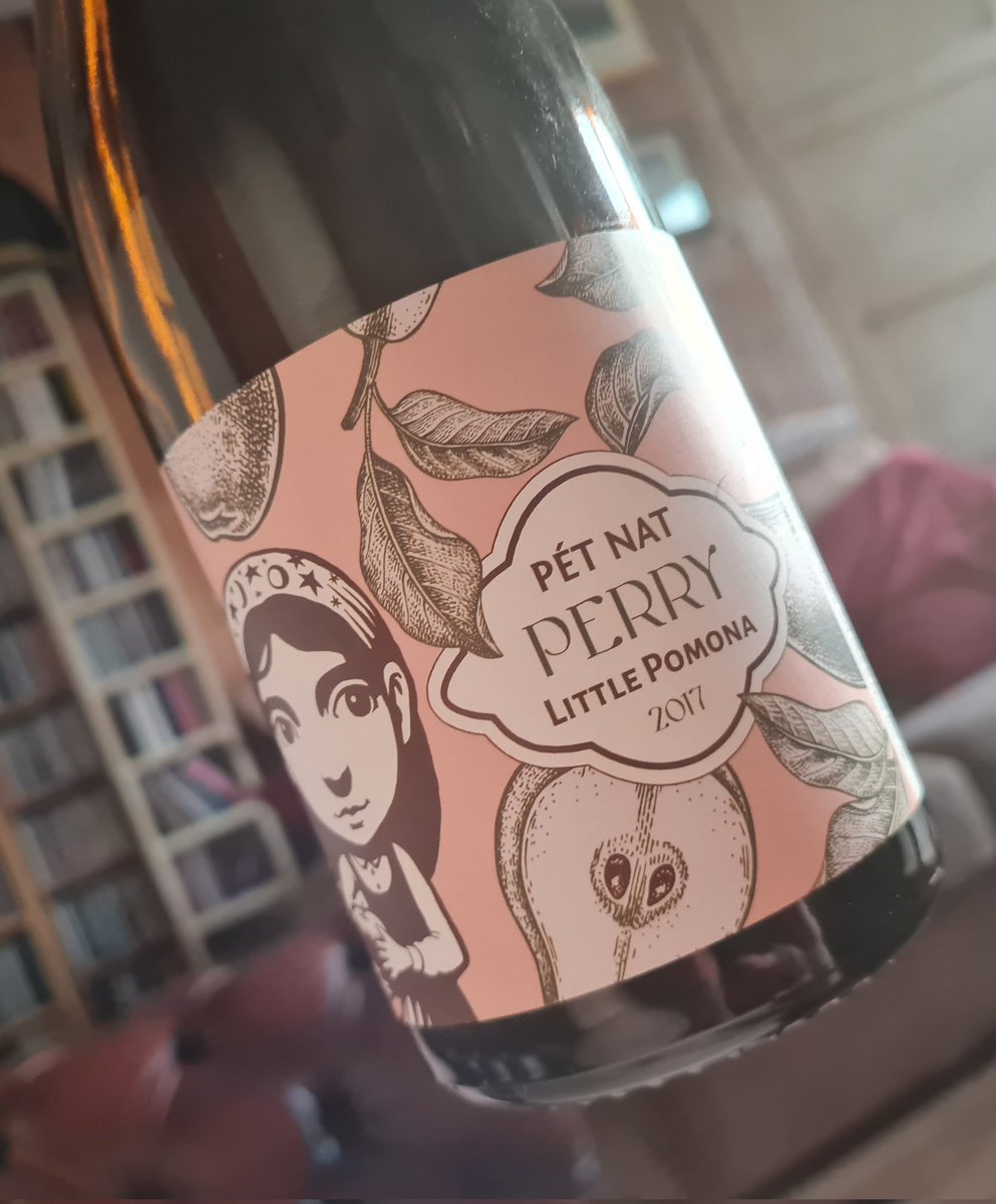 reclaimtheapple's tweet photo. Seemed a good evening to crack open this @LittlePomona 2017 Pet Nat Perry including Butt and Oldfield after completing the Little Dewchurch to Kilpeck section of the re opened 154 mile Herefordshire Way #followtheapple delicious of course. https://t.co/LeyBeWANgX