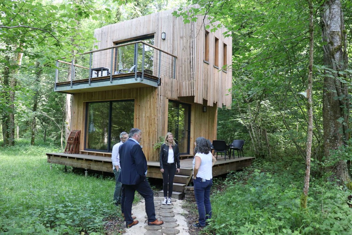 b_abba's tweet photo. Visite au vert, au domaine du @moulin_trimeule, des hébergements insolites pour une expérience unique aux portes du Parc National de forêts @parc_nat_forets
La Haute-Marne a définitivement tous les atouts pour qui recherche un moment d’évasion au cœur de la #nature! https://t.co/Sb6XvFD5QD