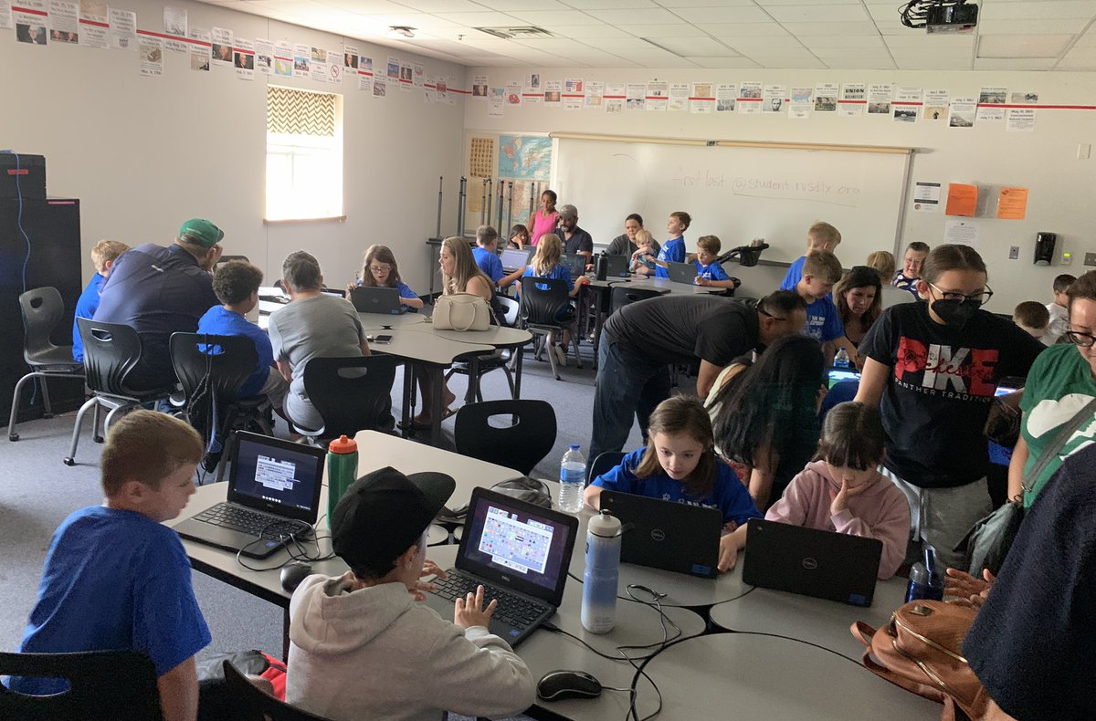 ReneEgle's tweet photo. The last 2 weeks have been filled with lots learning, challenges, cheers, &amp; jeers! #engineer #creator  #designer #leader @Northwest_ISD #nisdIT #technocamp @LEGO_Education @PlayCraftLearn @VEXRobotics @Pro_Solve https://t.co/OP2sXPIHMw