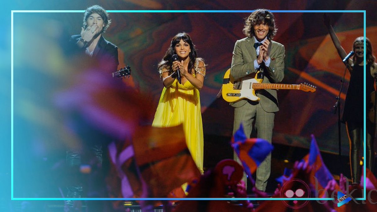 esc_play's tweet photo. 🇪🇸⎮Raquel, David y Juan se reúnen casi 10 años después de participar y representar a España en el Festival de Eurovision en 2013. Esta noche: el regreso y despedida de @ElSuenodeMorfeo en favor de los afectados por el Volcán de Cumbre Vieja.
#Eurovision · #ESC2013 · #Spain https://t.co/vnwpBBeGeg