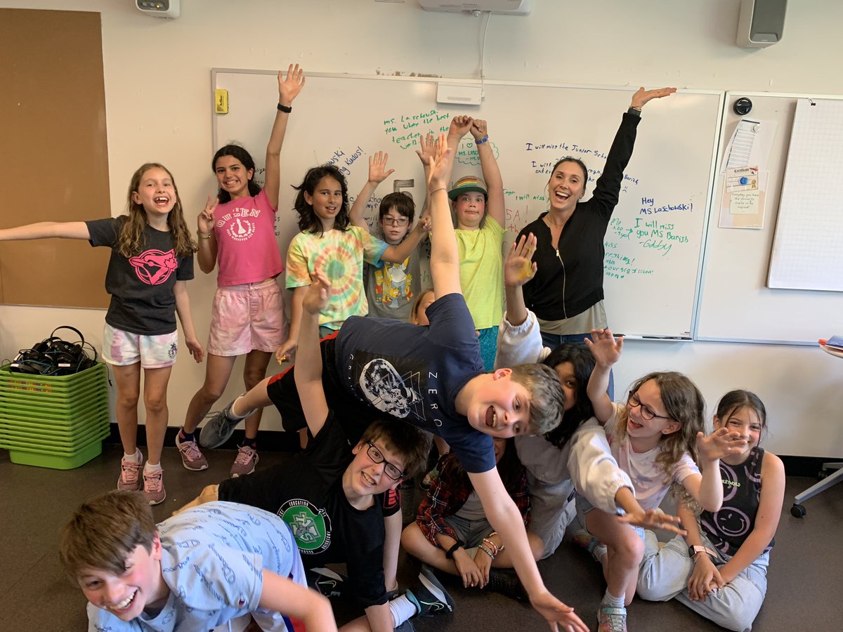 MrsLaschowski's tweet image. School’s out for the summer! #yorklearns @theyorkschool