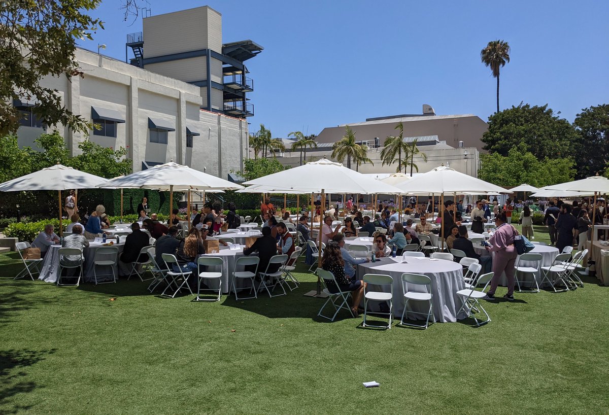 CastCrewHQ's tweet photo. This past weekend, we were fortunate to help provide guidance and insight on how to move up in production at the #ProducedByConference. Thanks to our amazing panelists and all those who attended! Read the panel summary here: https://t.co/cqR2gFe6Yd 
@ProducersGuild https://t.co/O6nSKwGeIm
