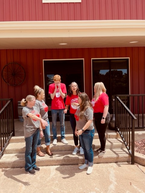 FSB1908's tweet photo. To be honest, it's almost impossible for us to get it together for a #FSBCrew pic! Happy Reunion Days friends. A shout out to Janice Williams @ the Stigler Chamber for all the work she puts into planning this event! We'll see you on the courthouse lawn. https://t.co/o6luTLsdAl