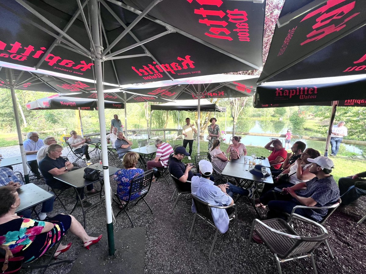 AvecJulien2022's tweet photo. 🚀 Dernier rendez-vous à vos côtés  dans ce sprint final de la campagne législative à #SeraucourtLeGrand ! 

👉 Deux heures avant le clap de fin, c’est désormais à vous d’être les ambassadeurs de @JulienDive avant le 2e tour dimanche ! On compte sur vous💪

#Legislatives2022 https://t.co/HoH0YcHhqg