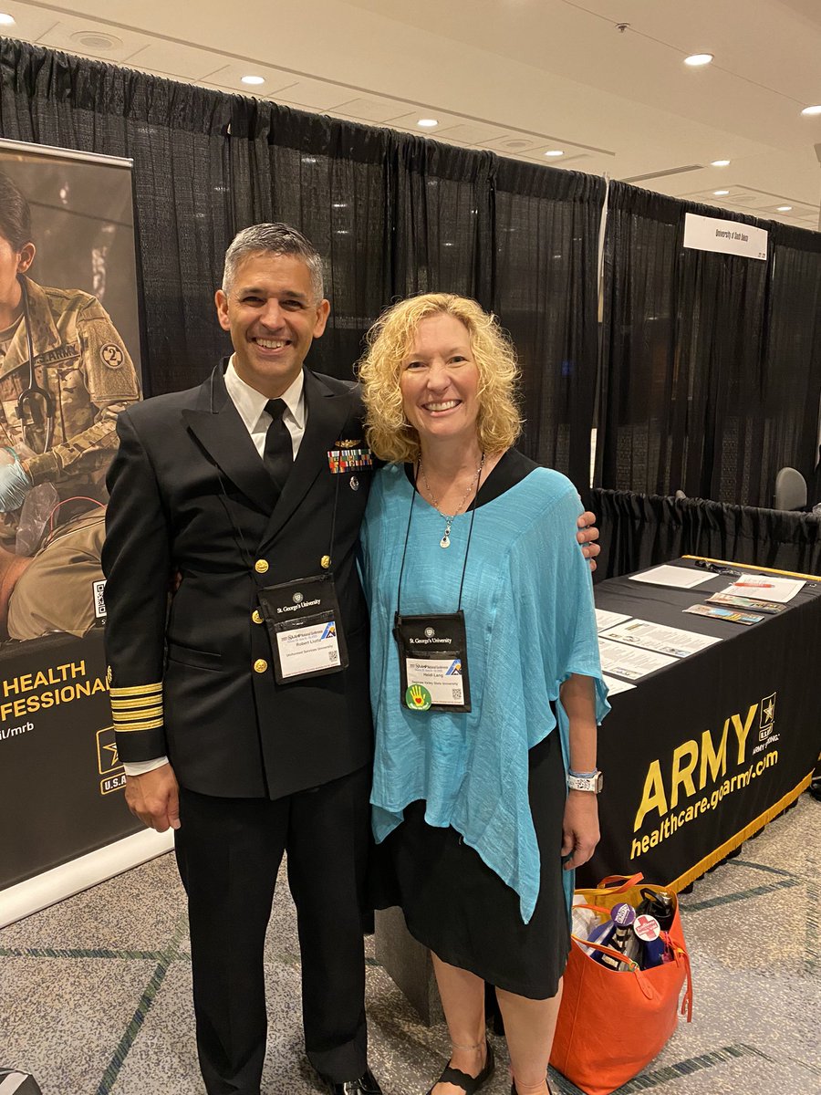 Heidi Lang tweet media