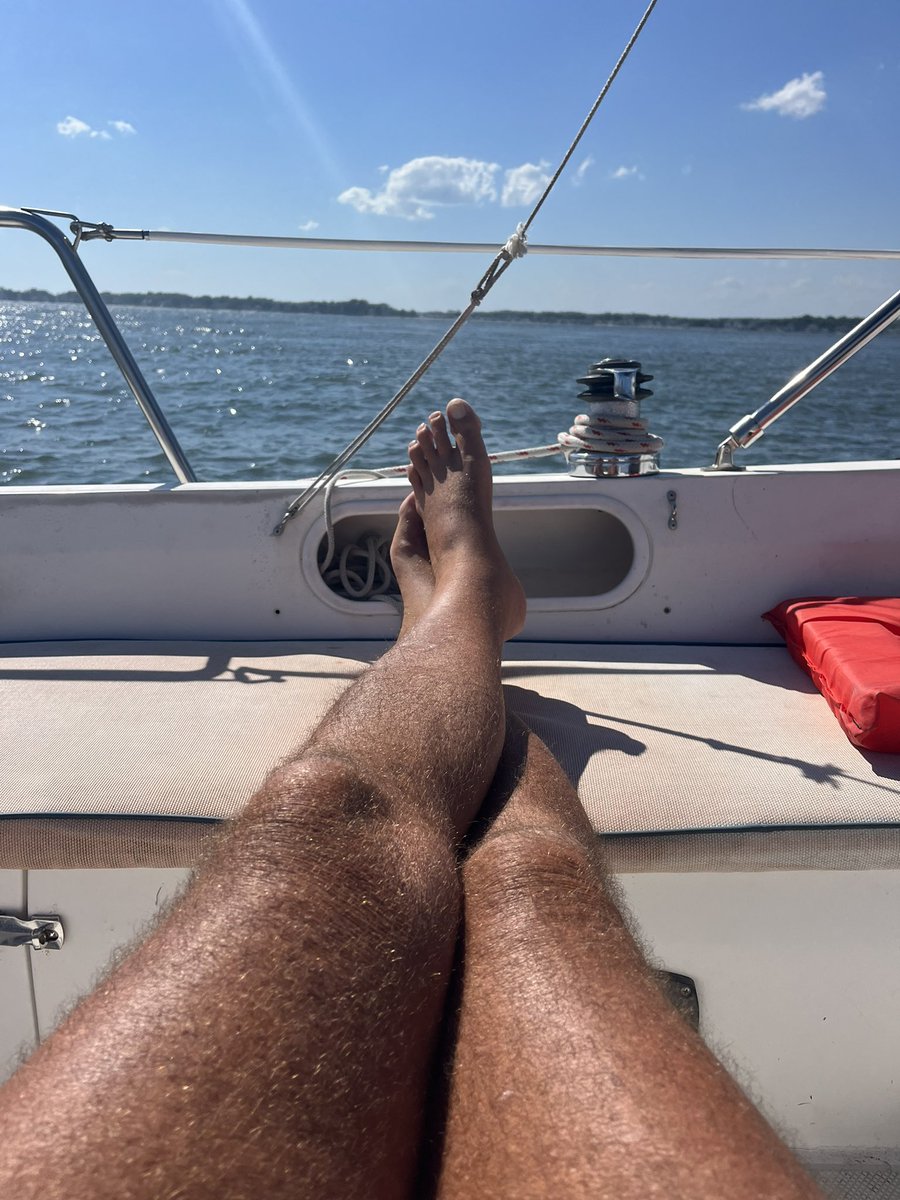 ctsunsailor's tweet photo. This is the life. https://t.co/mkfJyhGr4X