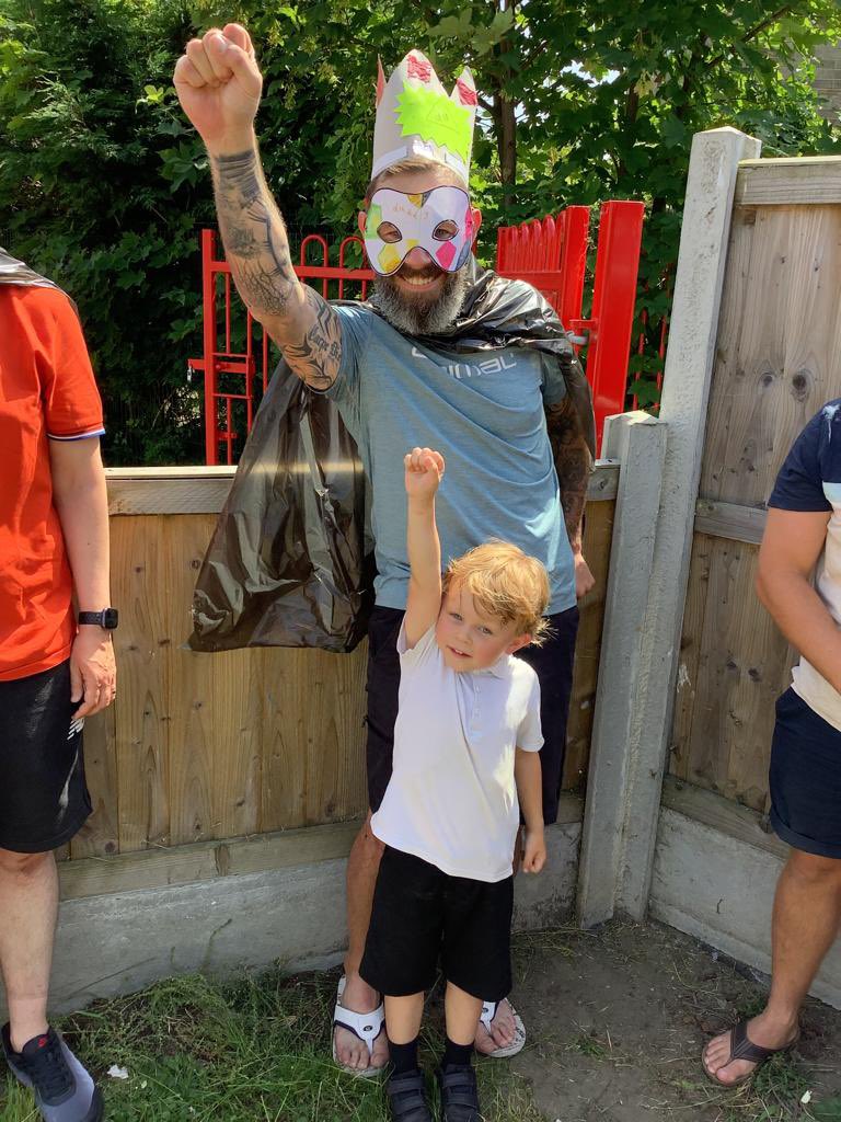 HeybridgeSchool's tweet photo. We hope you enjoyed the Father’s Day afternoon as much as we did - enormous turnout - huge amounts of fun and the children loved it! Just zoom in on their faces - quality time - priceless! 💙🔴⚪️ @HeybridgeSchool https://t.co/qalB3HvVKx