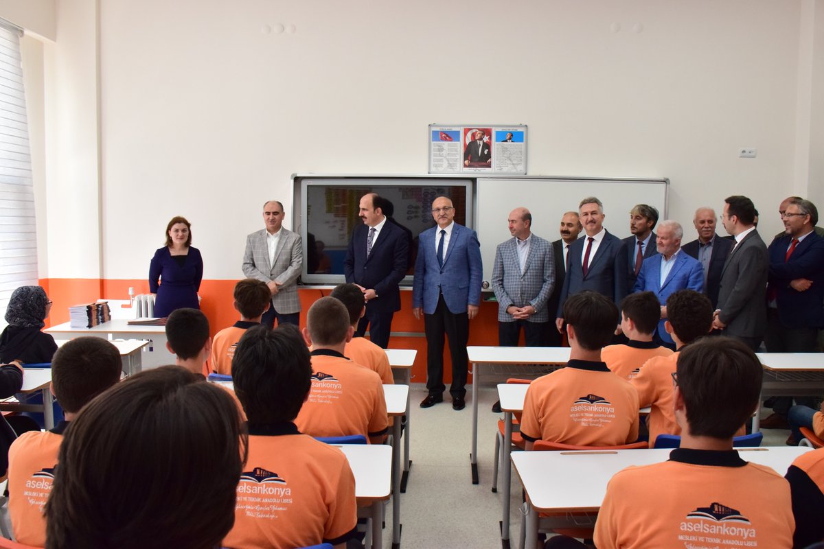 aselsan_konya's tweet image. 2021 – 2022 ilk eğitim öğretim yılı mezuniyet töreni heyecanımızı Konya Valimiz, Büyükşehir Belediye Başkanımız, Aselsan ve Aselsan Konya Yönetimi, İl Milli Eğitim Müdürümüz ve velilerimiz ile paylaştık, değerli katılımları ile bizleri onurlandırdılar.