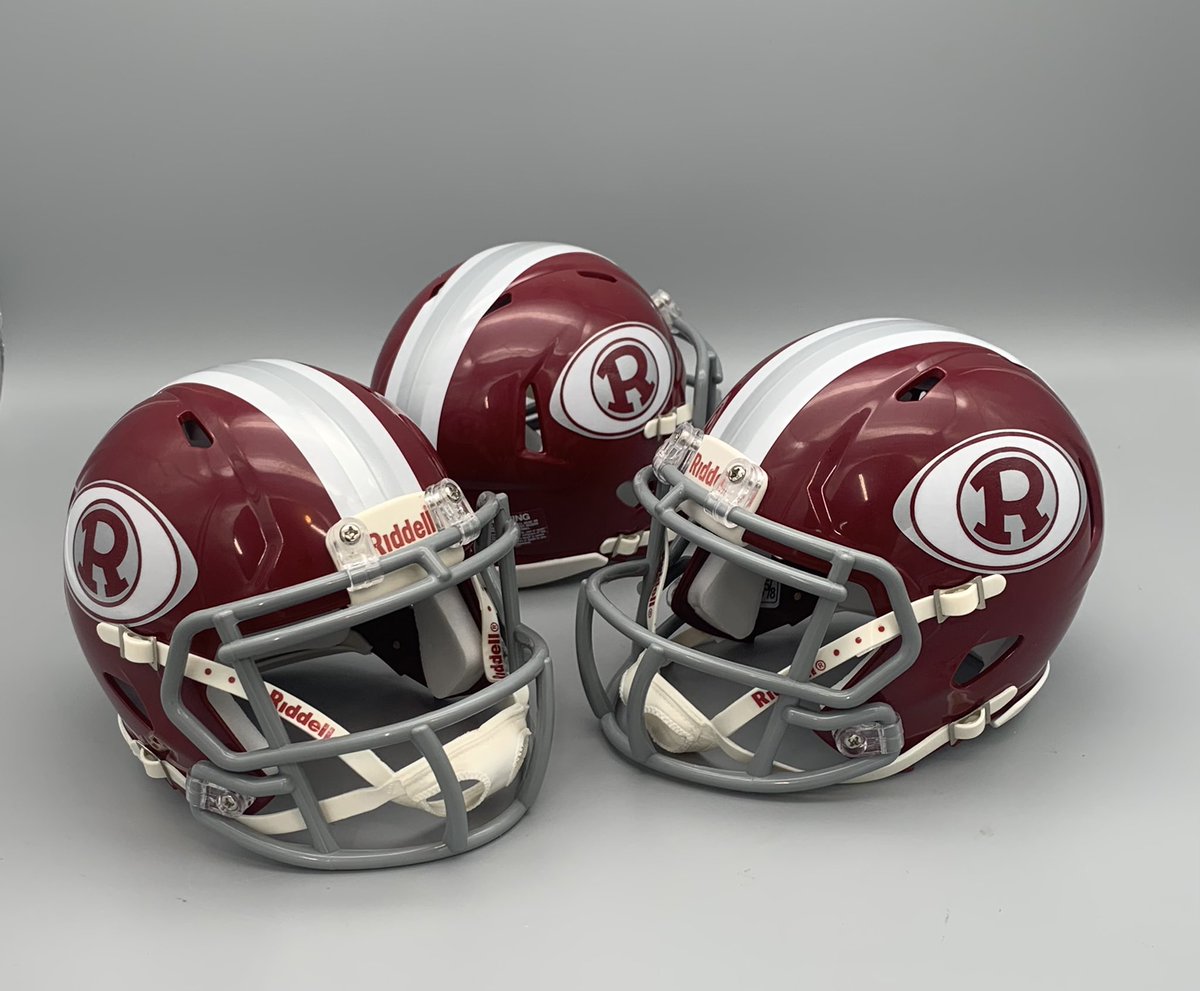 97_sports's tweet photo. A few @ORHSWildcats mini helmets headed out the door today! @ORSchools #oakridge #highschoolfootball #minihelmets #customhelmets https://t.co/dJ4jPT3dv5