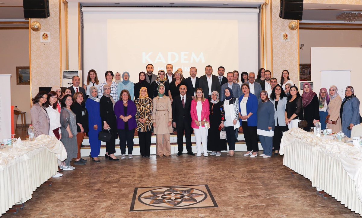 KADEM Müteveli Heyeti Bşk. Sn Sümeyye ERDOĞAN BAYRAKTAR  Mardin ziyaretinde STK temsilcileri ile biraraya geldi..
Davetlerine Başkanımız Sn Sultan ÖZEN icabet etmişlerdir..
<a href="/kademorgtr/">KADEM</a>
@kademmardin