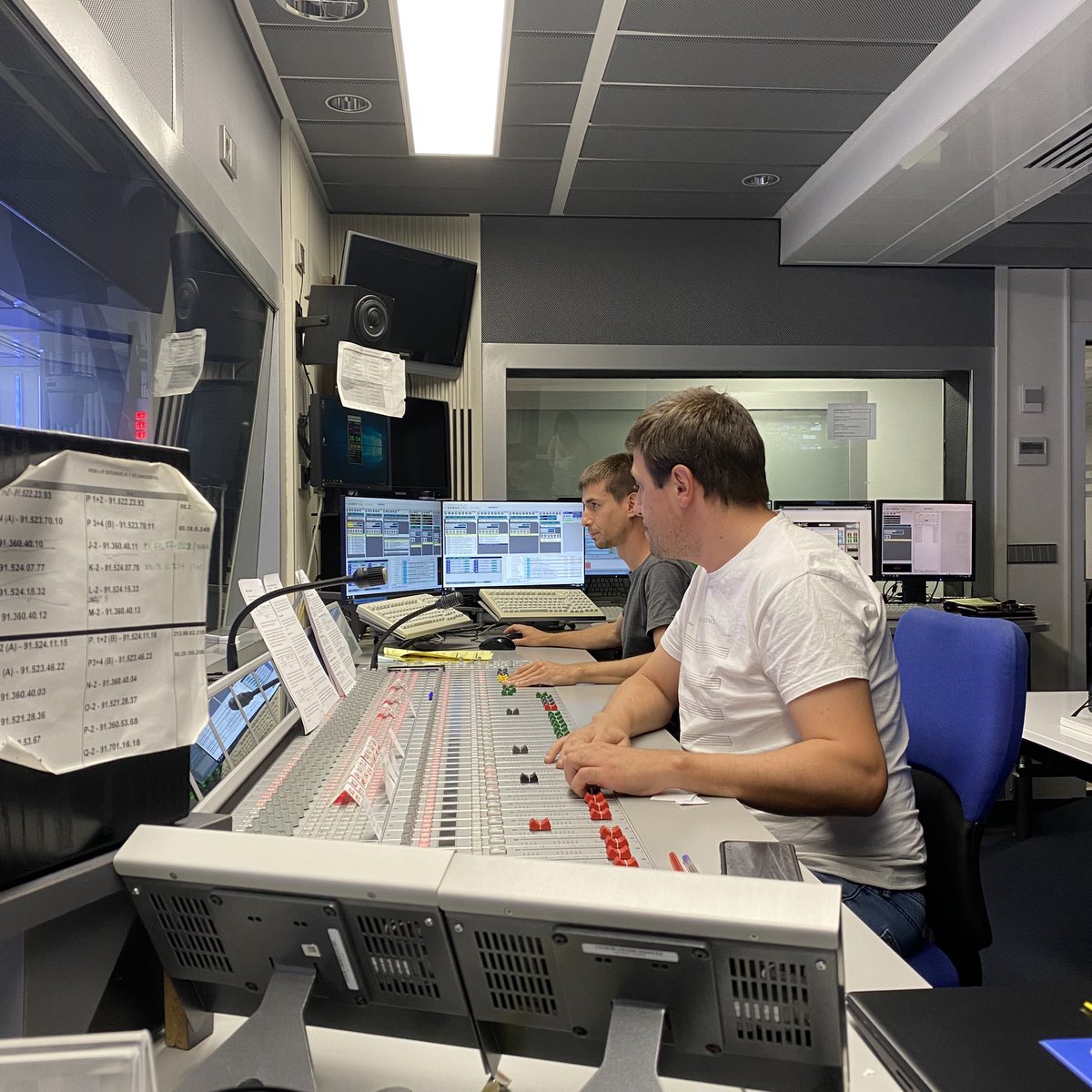 Y a este lado, los mejores.