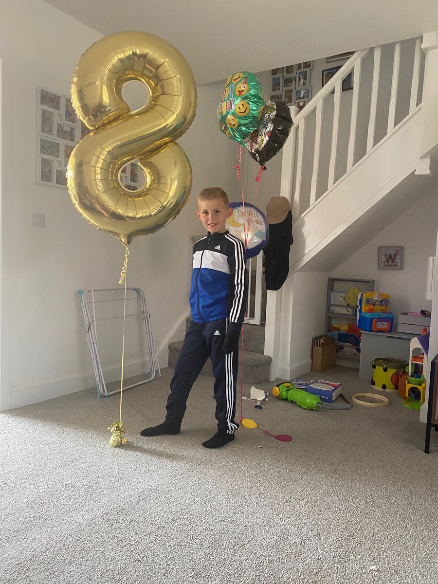 QuigleyBrothers's tweet photo. Happy 8th birthday to me https://t.co/0lE9eSnifo