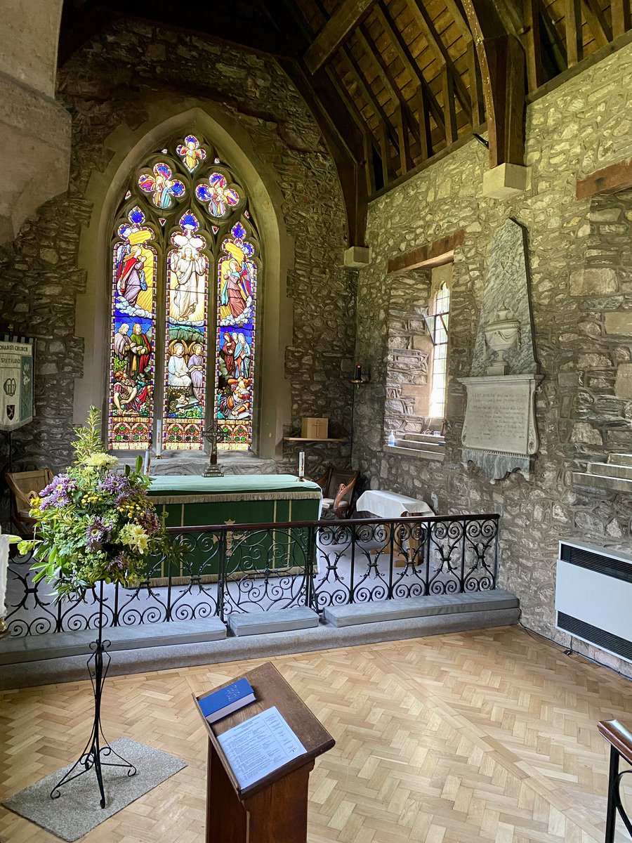DrClaringtons's tweet photo. Hot hot hot QI at Swithland in @leicestercofe with @simonjdbird today🥵 thank goodness for the refuge of cool churches (even if the tower roof almost melted the soles of my Vans 😱).. 🔥 #bitpink #heatwaveuk https://t.co/lSfTaTpoar