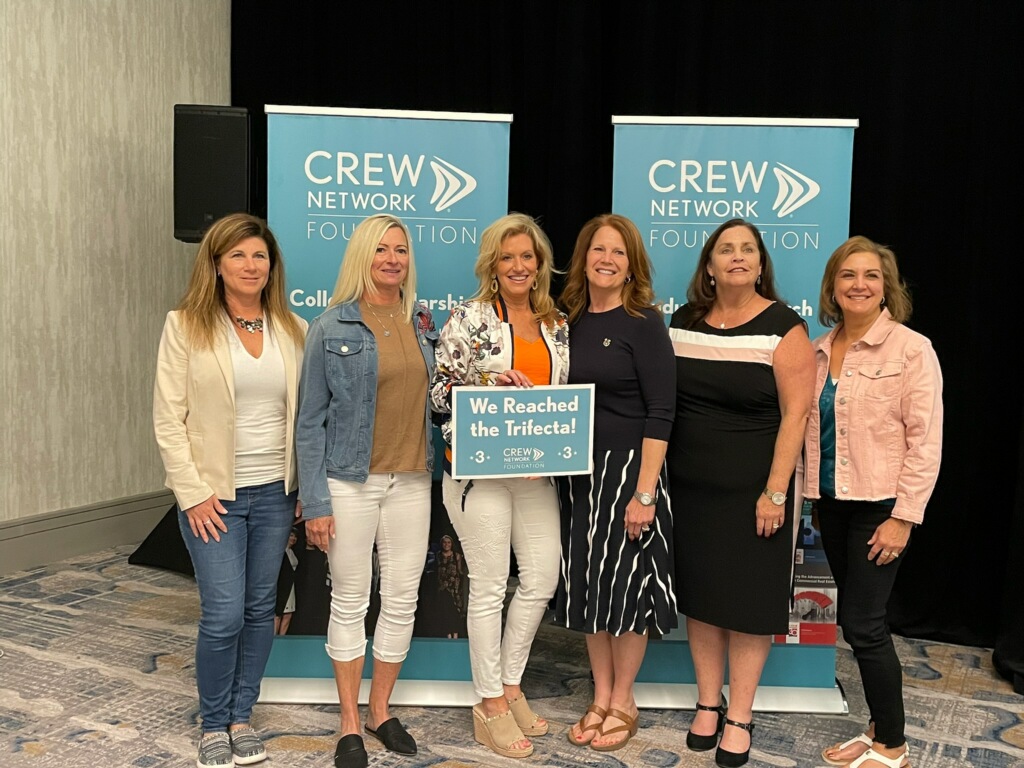 CREWLV_PA's tweet photo. Way to go CREW Lehigh Valley! Wendy Mann joined in for a photo to celebrate reaching #Trifecta.

Thanks to IndyCREW for the warm welcome and great networking
with fellow delegates from across the country. 
#crewchallenge #summit2022 #crew_lv https://t.co/DCZGok0b9M