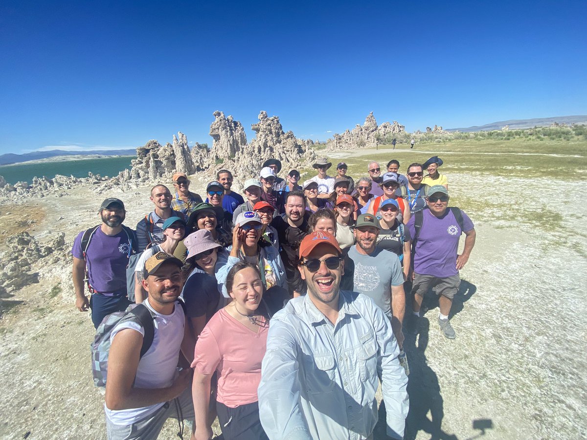 BryanRodriColon's tweet photo. Seeing impressive Tufa deposits in Mono Lake with my new geobiology family! The international #geobiology2022 course has been one of the best experiences of my academic life. Highly highly recommended to any geobiology student across the world! 🧫⚒🪨=❤️#caltech #geobio22 https://t.co/az4exTEY3Y
