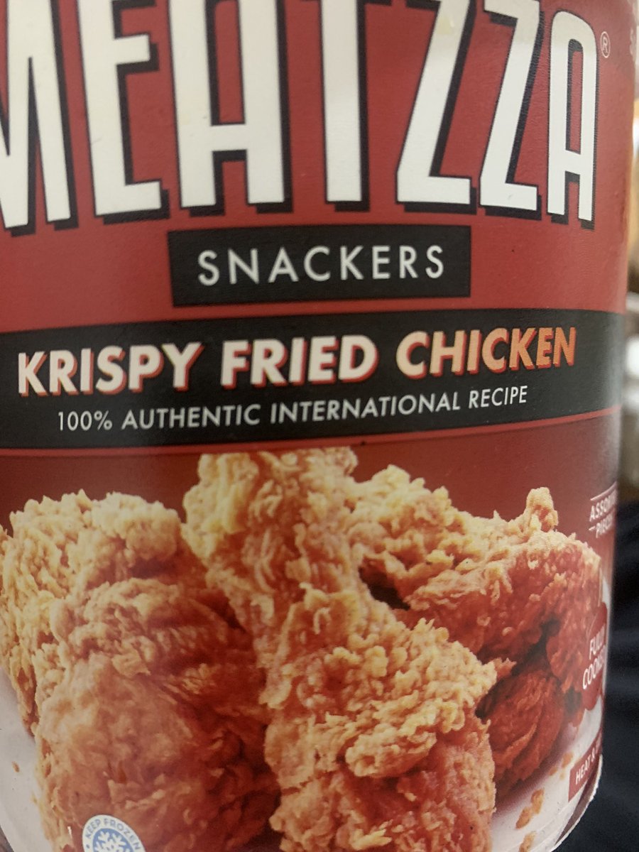 khannasair2200's tweet photo. @amazonIN I really want to understand. Is this made for humans or I picked something which was for animals? Ordered #Meatzza’s KFC bucket from @AmazonFresh and after frying the chicken, we found the blood coming out from it. My old parents have fallen sick after consuming this. https://t.co/JPrm8Fs1OY