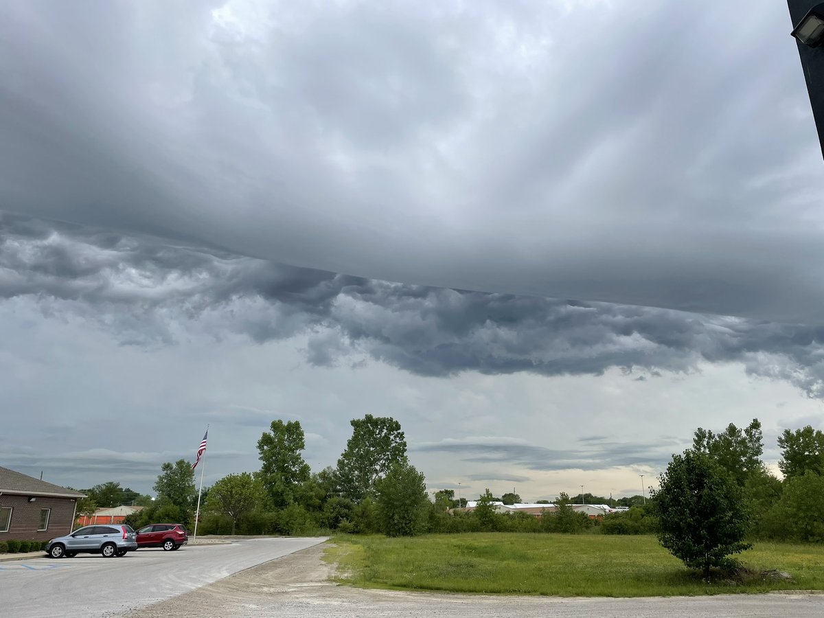 helland_peter's tweet image. “Roll cloud outflow boundary” - very cool to see.  Didn’t bring a drop of rain or wind.