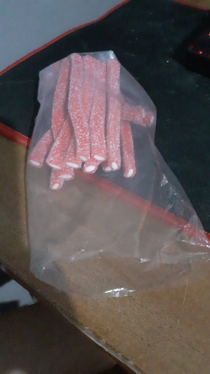 regalame esto y hago lo q vos quieras