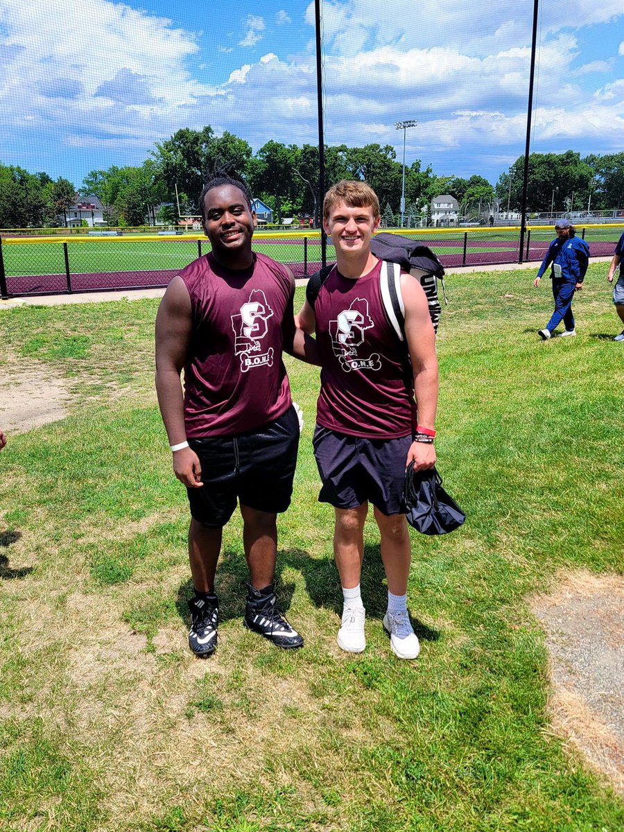 Got in the ZONE at B.O.N.E‼️@2022BONECAMP Had a great experience today, right back at it next week‼️ No Days Off💯 #TCB #bigredfootball 

<a href="/CoachPoeWins/">Napoleon Sykes Jr.</a> <a href="/LvilleBigRedFB/">Lawrenceville Football</a> <a href="/PrepRedzone/">Prep Redzone 🏈</a>